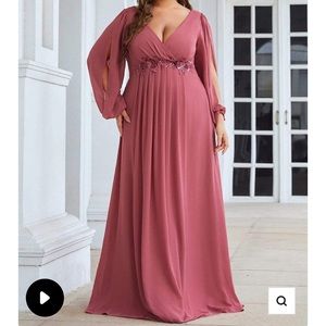 Brand New Plus size event dress from EverPretty!
